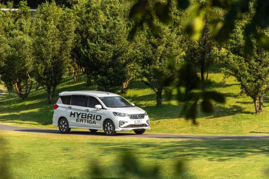Đánh giá xe Suzuki Ertiga Hybrid 2023 mới nhất