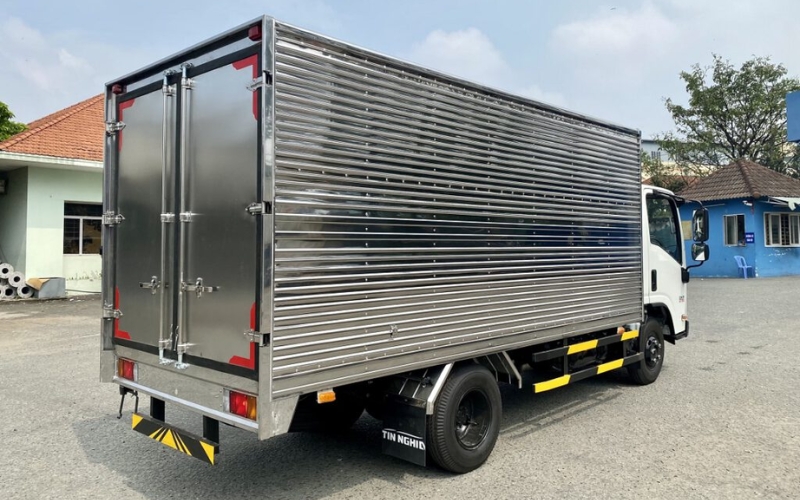 nhược điểm mua xe tải cũ