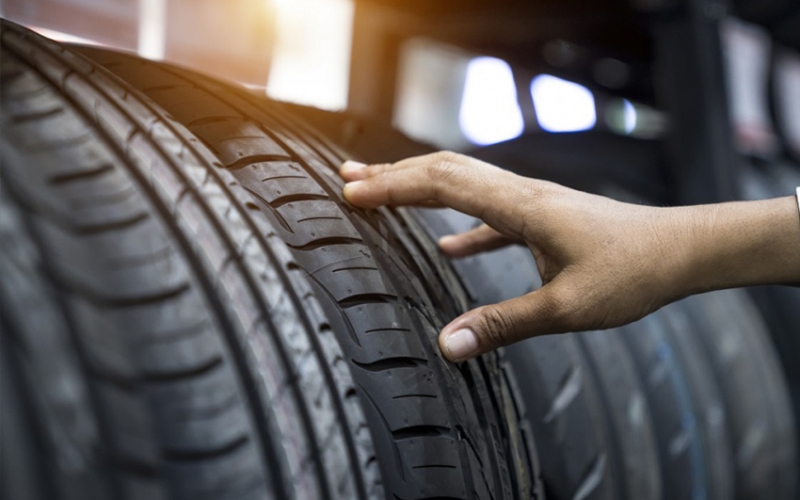 bao lâu cần thay lốp xe ô tô suzuki