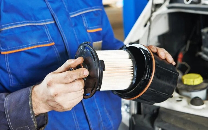 bao lâu thì vệ sinh lọc xăng ô tô