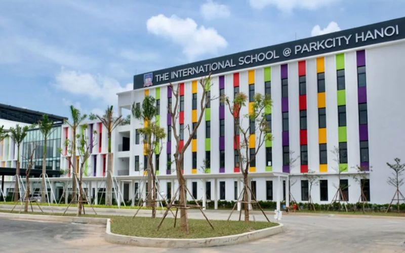 Trường THPT quốc tế