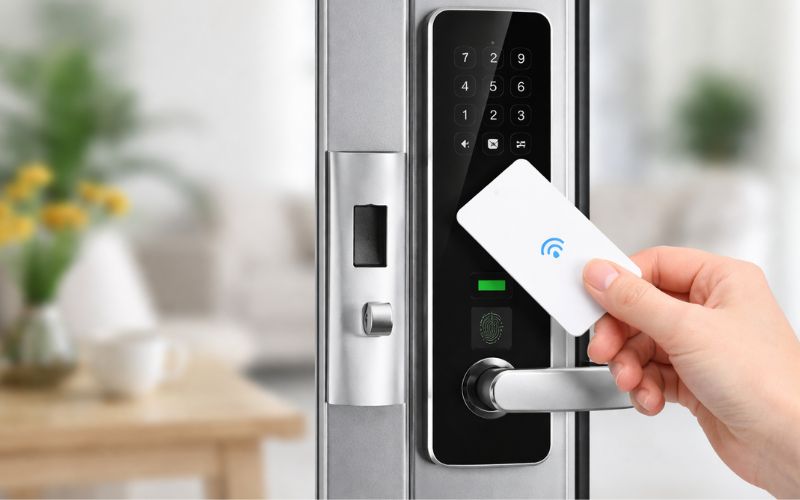 Cách cài đặt dấu vân tay bằng thẻ từ